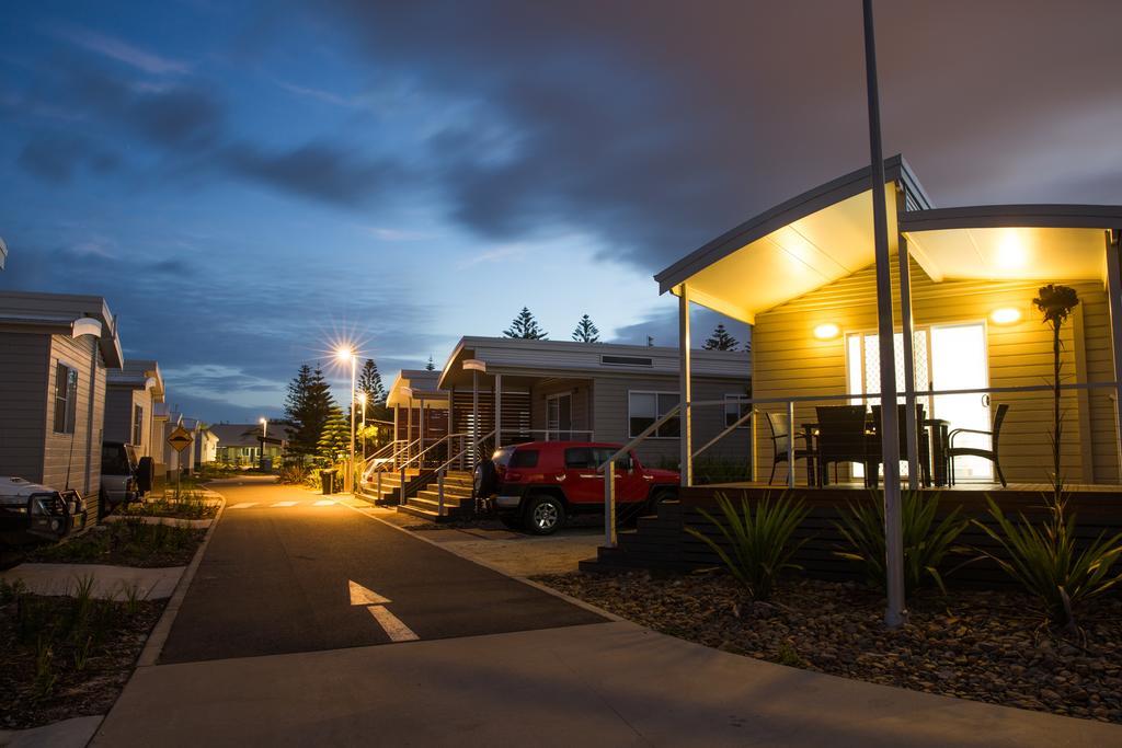 Nrma Stockton Beach Holiday Park Ξενοδοχείο Δωμάτιο φωτογραφία